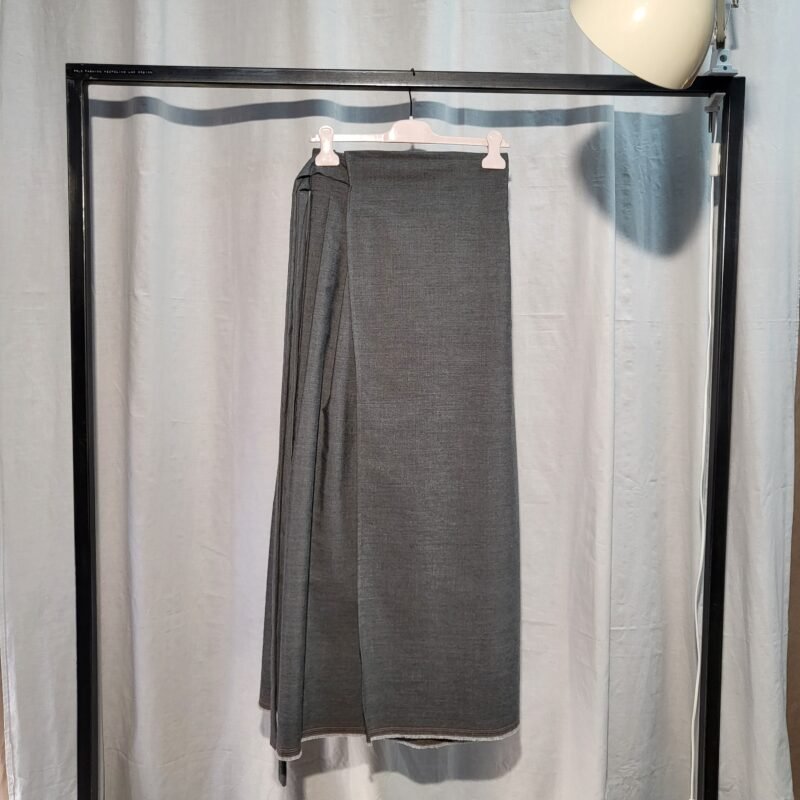 Genderless Wallet fit plissé skirt